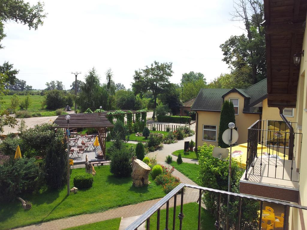 Pensiunea Lunca Arad Exterior foto